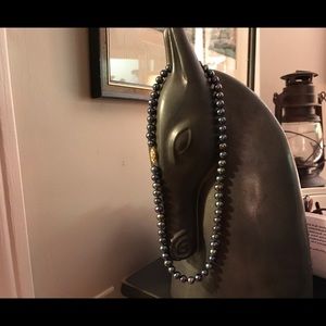 17 inch real dark set of pearls w/14k gold clasp